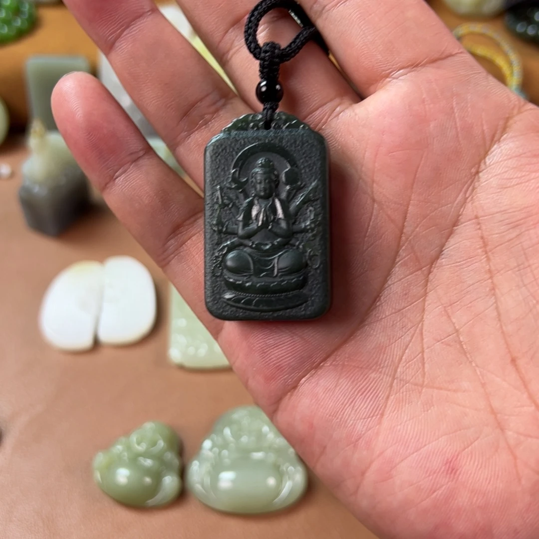 和田玉未镶嵌颈饰