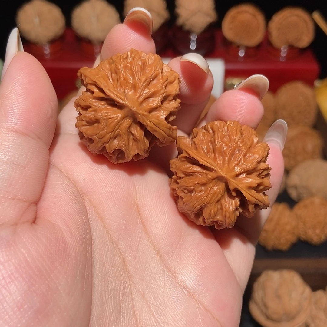 文玩核桃吊坠苹果园34