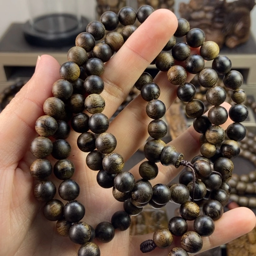 【闪购商品】沉香手串经*？越南芽庄白棋留疤玉化