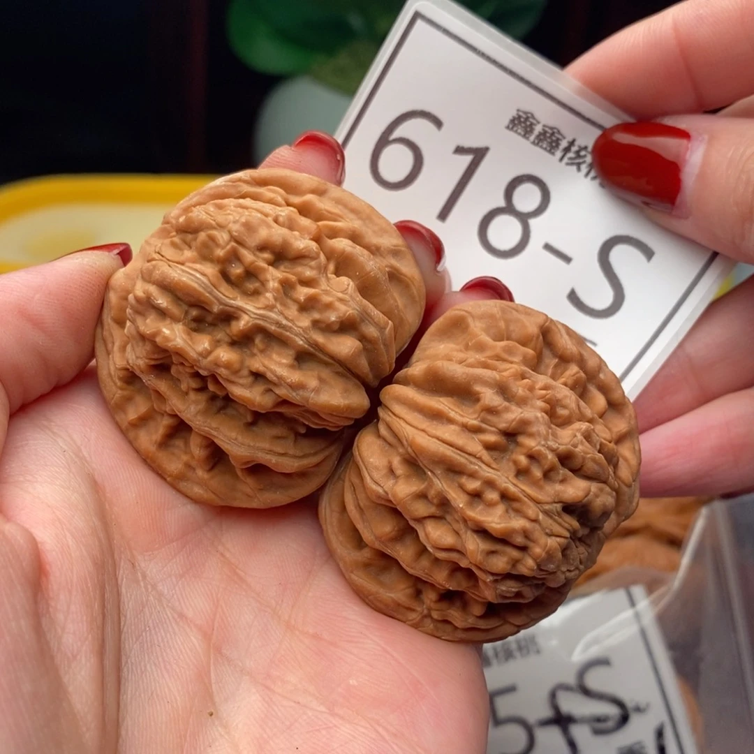 文玩核桃把件汉高楼44