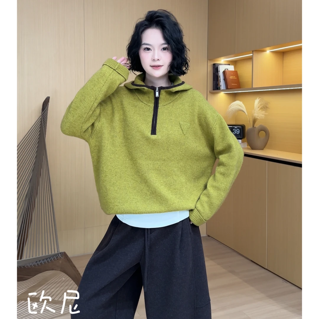 欧尼私服 【三角标羊毛帽衫】2025冬季新款半拉链毛衣 2510C6780