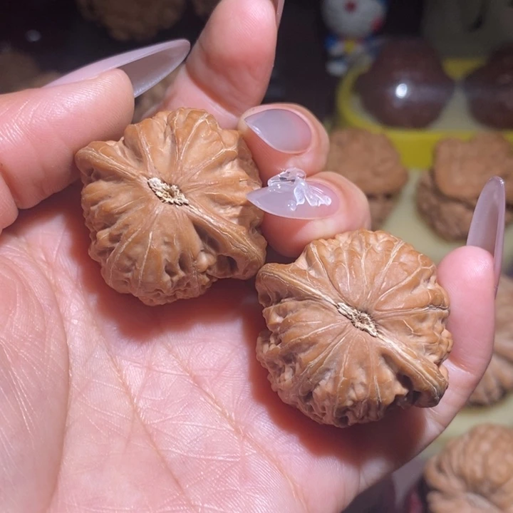 S***i吊坠文玩核桃原桩铁锤35.5