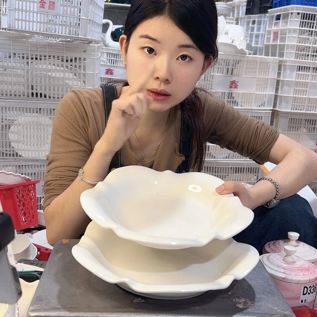 盘瑕疵严重介意勿拍两个淑女盘
