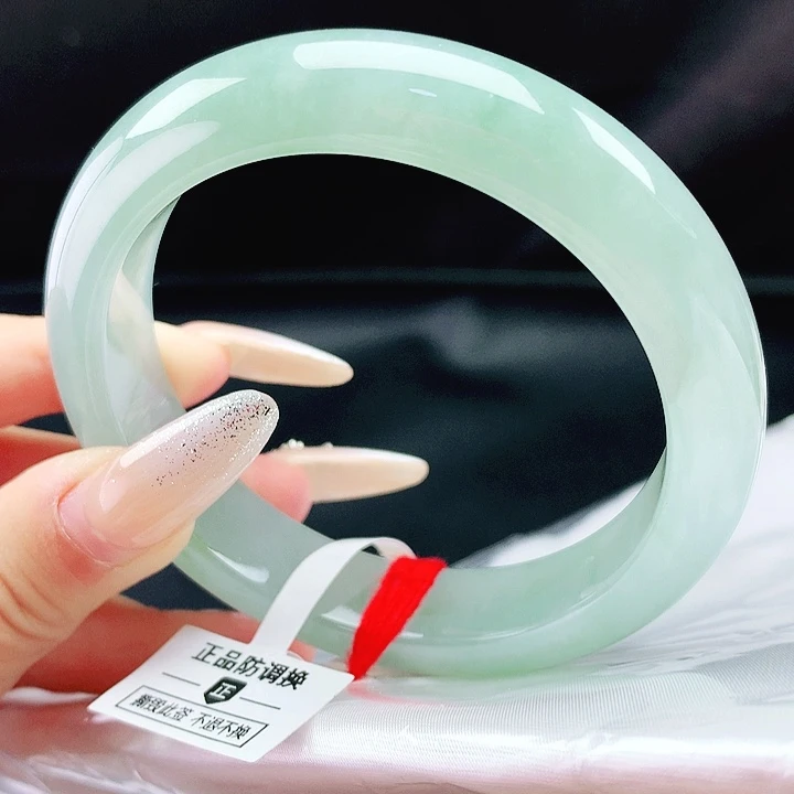 翡翠未镶嵌手镯56圈