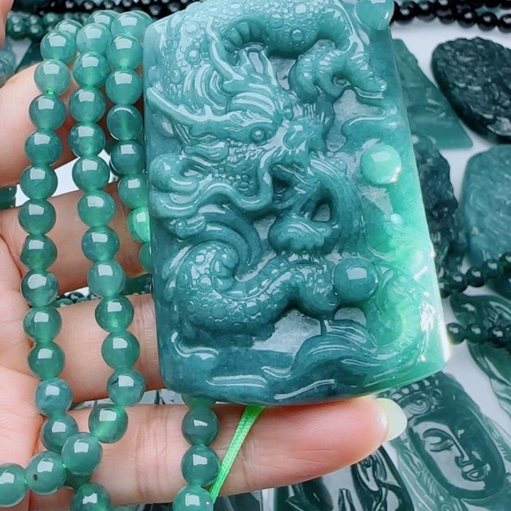 翡翠未镶嵌颈饰多样性发货天然A货翡翠