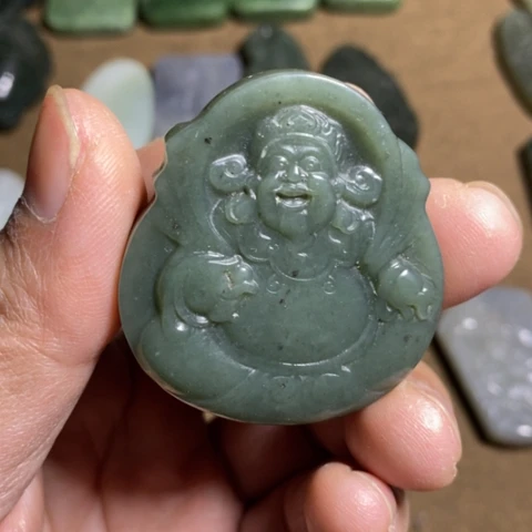 和田玉未镶嵌挂件