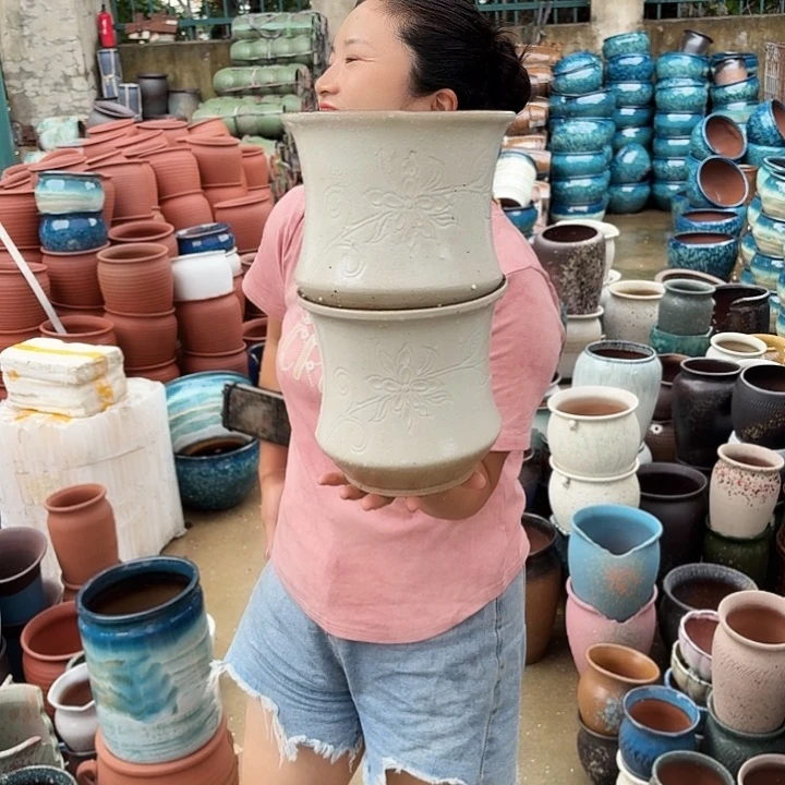 口20高18瑕疵两个盆子。