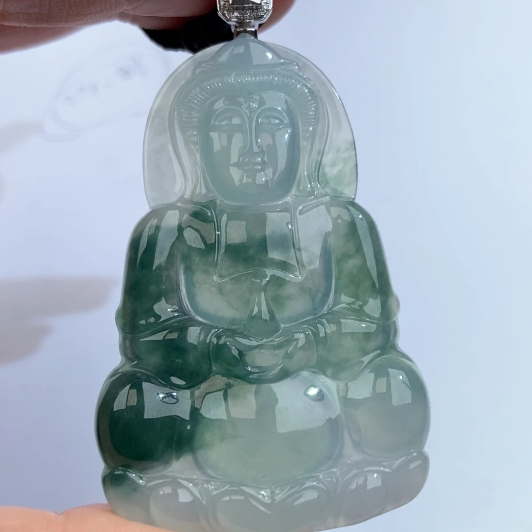 翡翠未镶嵌颈饰正装观音