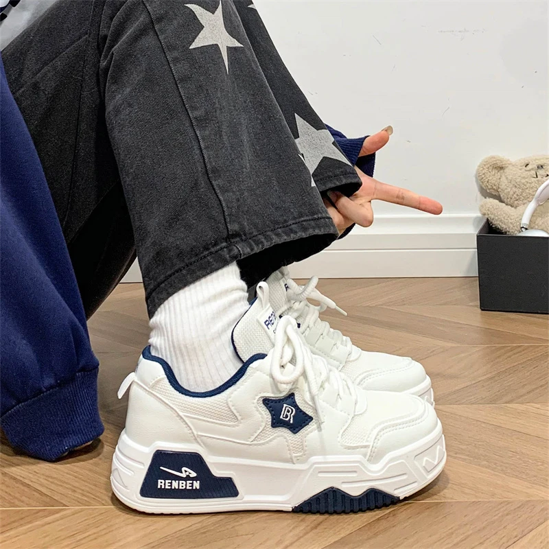 人本超火星星鞋原创设计小白鞋厚底板鞋2026新款春季学生休闲鞋女