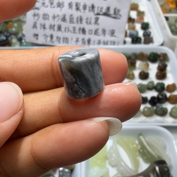 和田玉未镶嵌珠宝奇石
