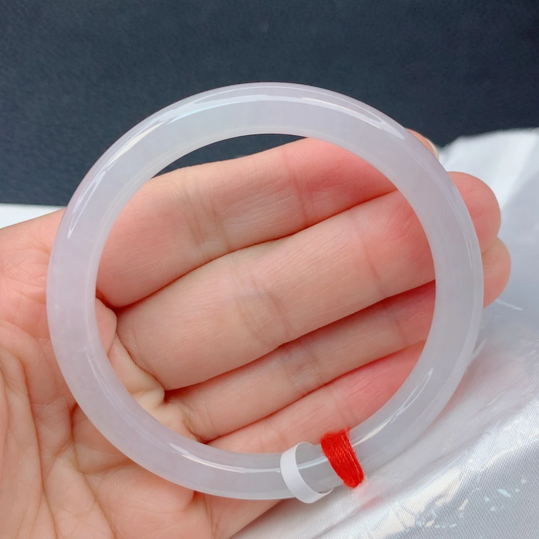 翡翠未镶嵌手镯53圈  完美