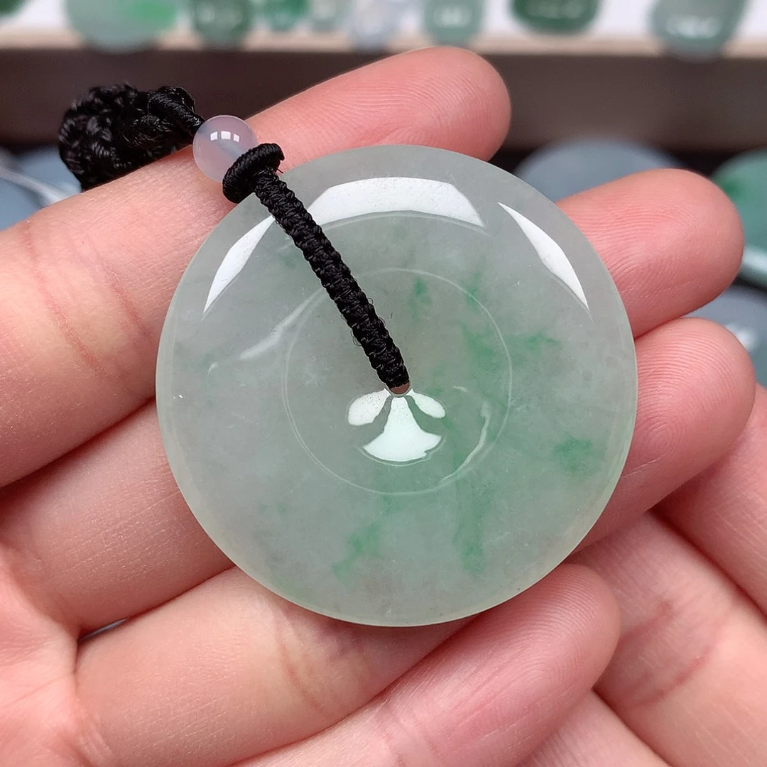 翡翠颈饰未镶嵌平安扣A