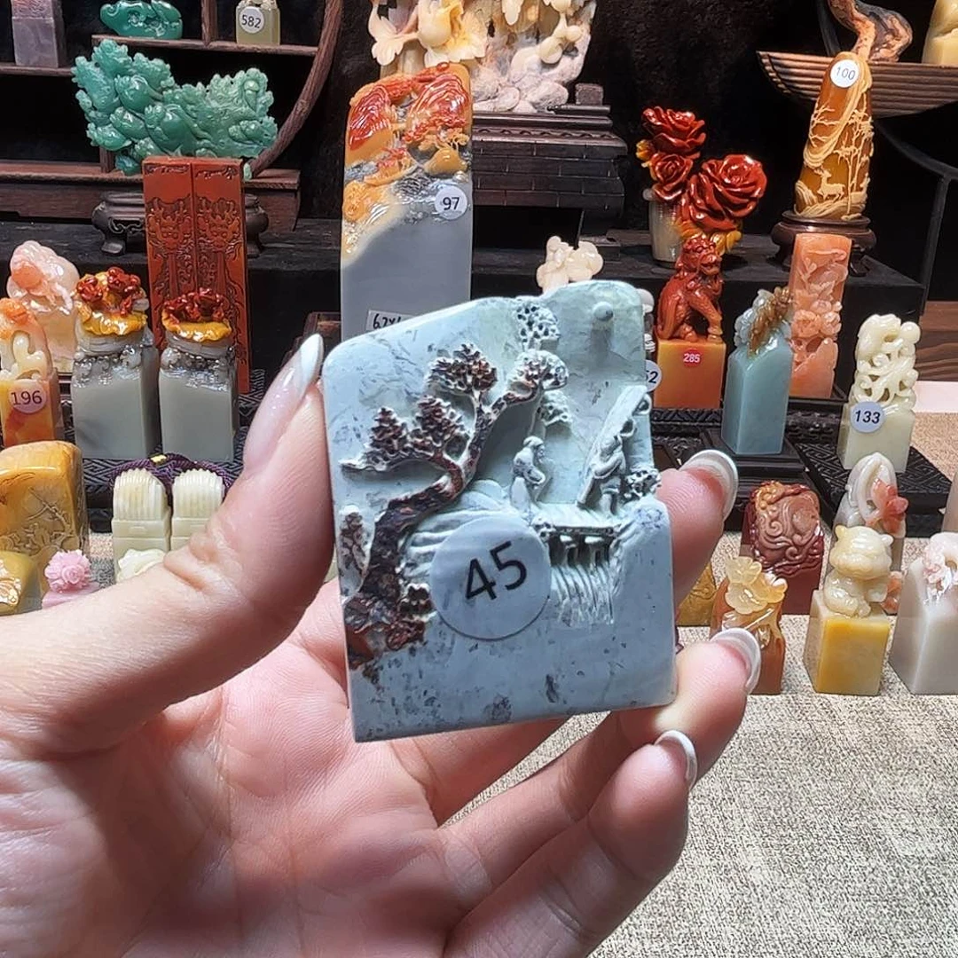 寿山石印石花坑山水