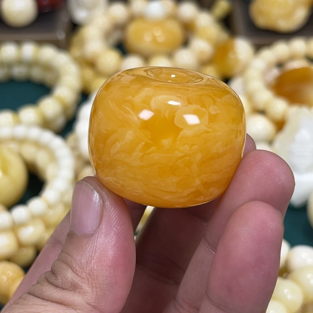 琥珀手链未镶嵌橘红墩子