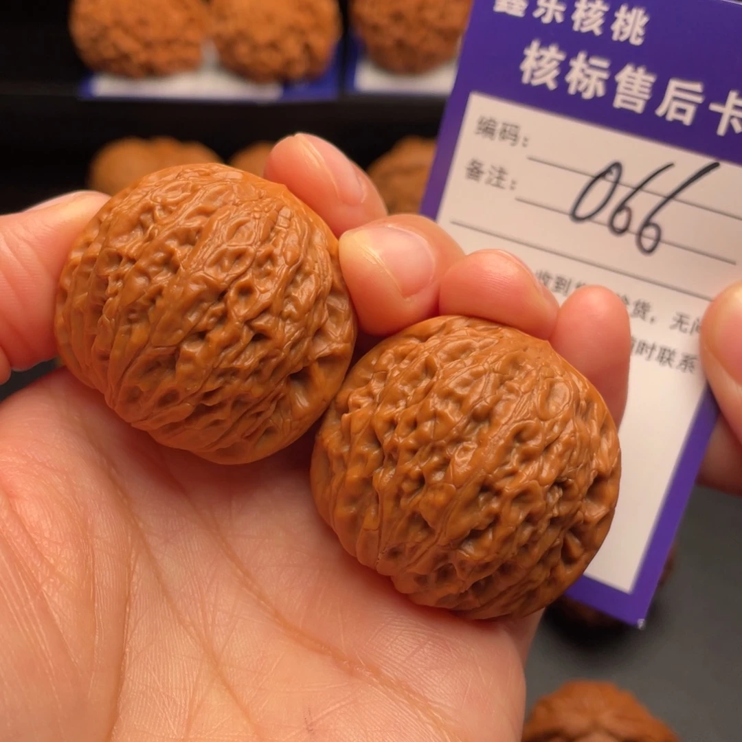 文玩核桃把件铁锤妹妹37尺