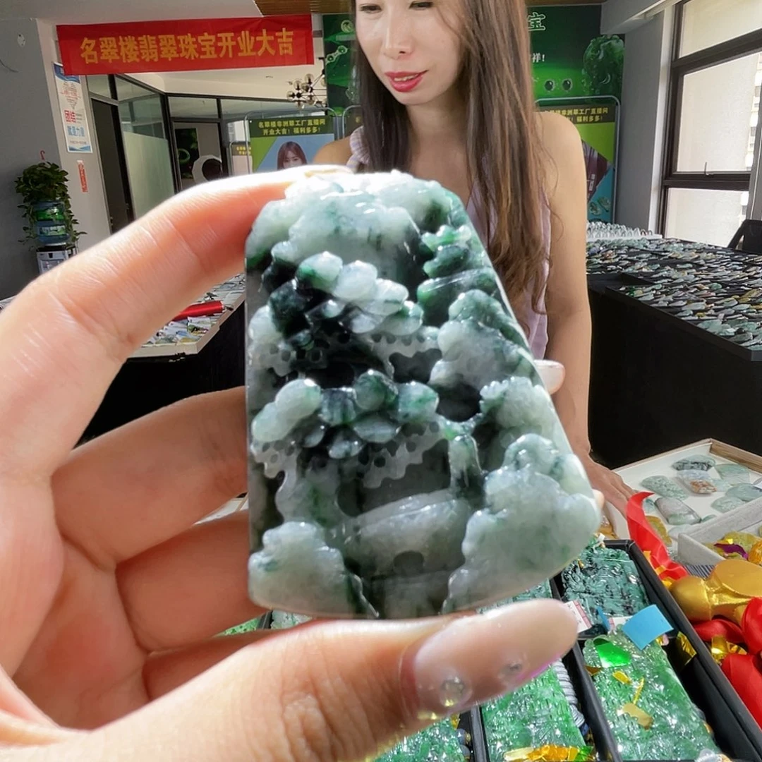 颈饰未镶嵌翡翠一