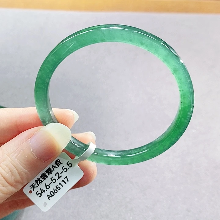 【闪购商品】未镶嵌手镯翡翠