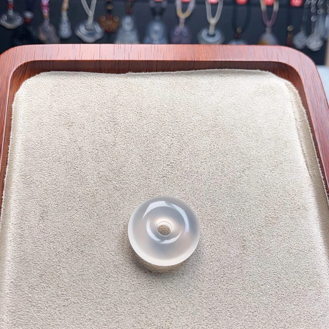 玛瑙/玉髓颈饰未镶嵌绵