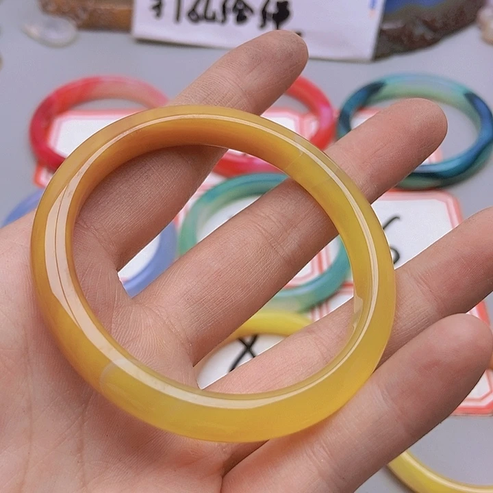 【闪购商品】玛瑙/玉髓未镶嵌珠宝半成品皮****?