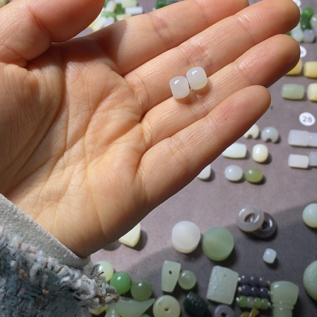 小***芽和田玉未镶嵌车挂