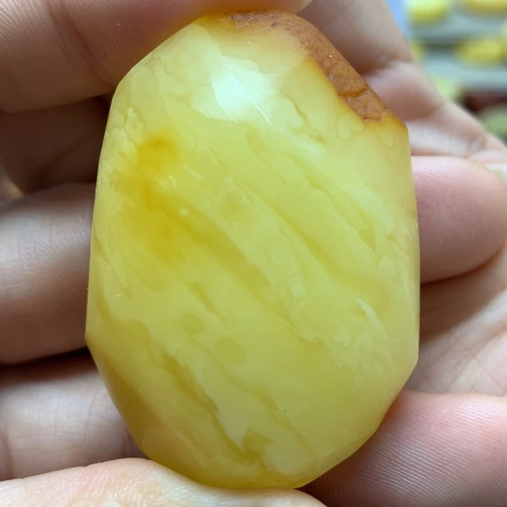 未镶嵌定制琥珀蜜蜡工坊原石定制