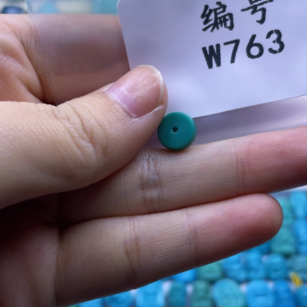 实***派绿松石未镶嵌天然原矿绿松石雕件