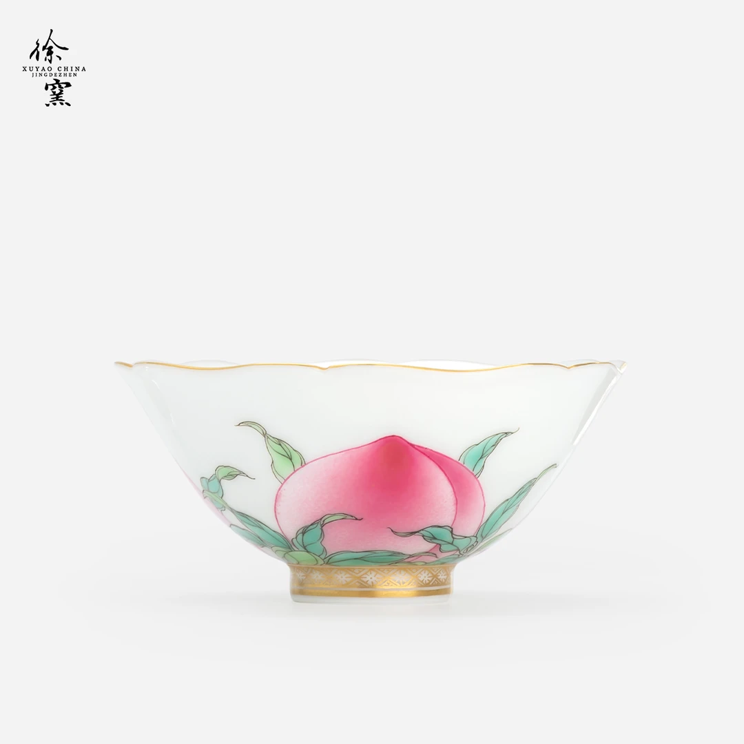 XY三桃描金葵口杯