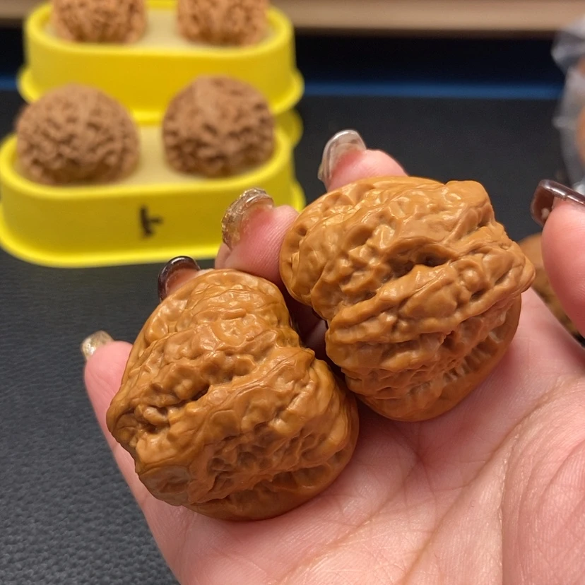 【闪购商品】把件文玩核桃小***z蛤蟆