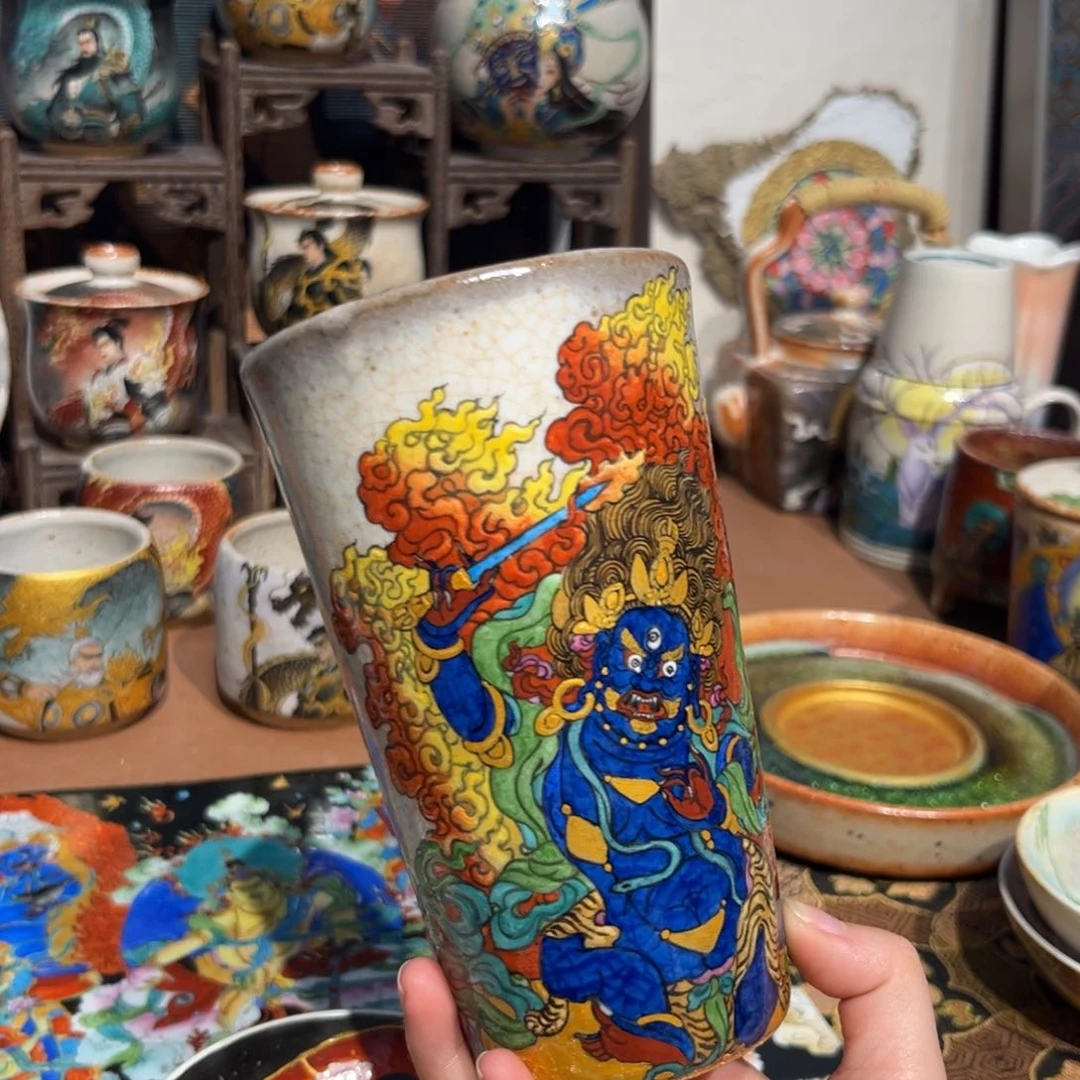 不动景德镇手工手绘制作