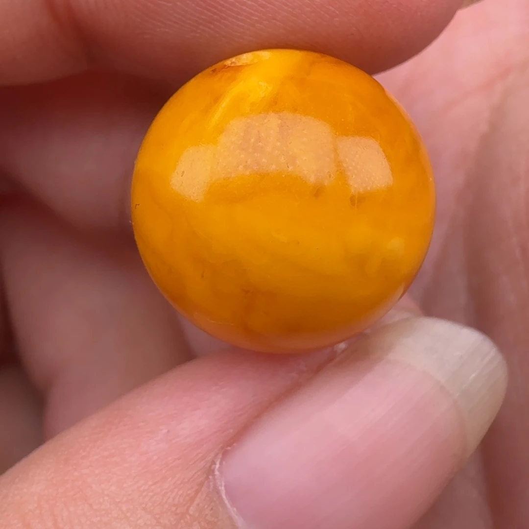 J***L蜜蜡未镶嵌颈饰直径16左右花蜡圆珠不退不换的款