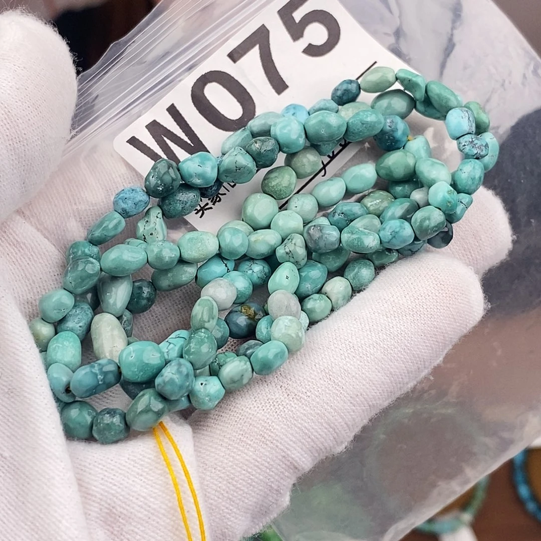 绿松石未镶嵌原矿