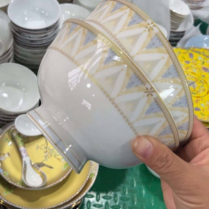 瓷片高脚六寸面碗四个微瑕