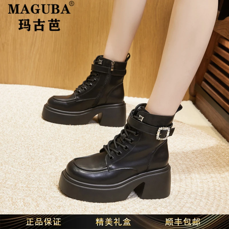 玛古芭女鞋英伦风新款厚底内增高马丁靴女时尚轻便休闲加绒短靴