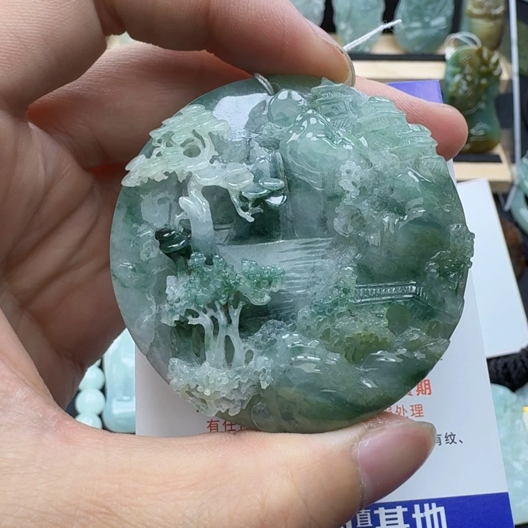 翡翠颈饰未镶嵌缅甸翡翠