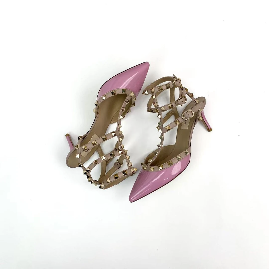95新 Valentino/华伦天奴  zz127 粉色铆钉三环系带高跟鞋 37码