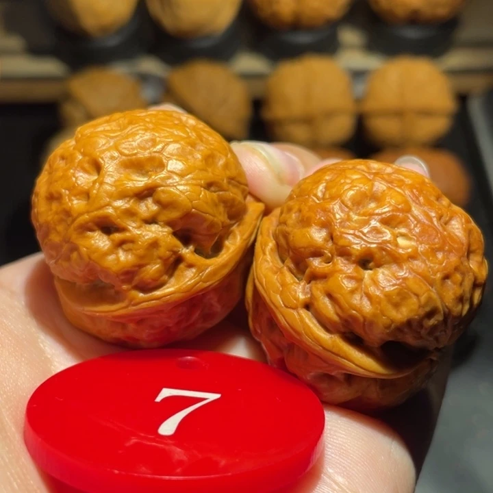 玉兔金蟾35尺寸核桃