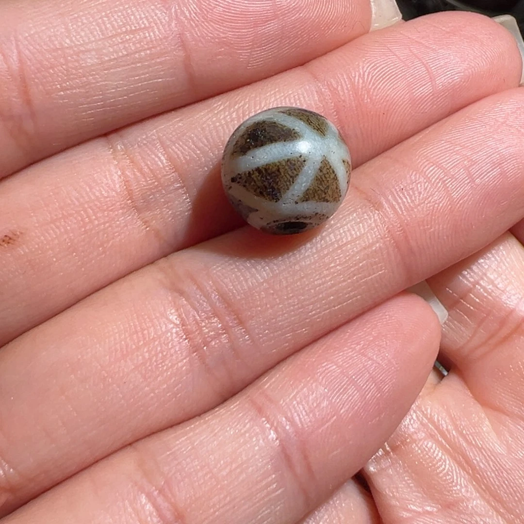 开***女玛瑙/玉髓未镶嵌颈饰