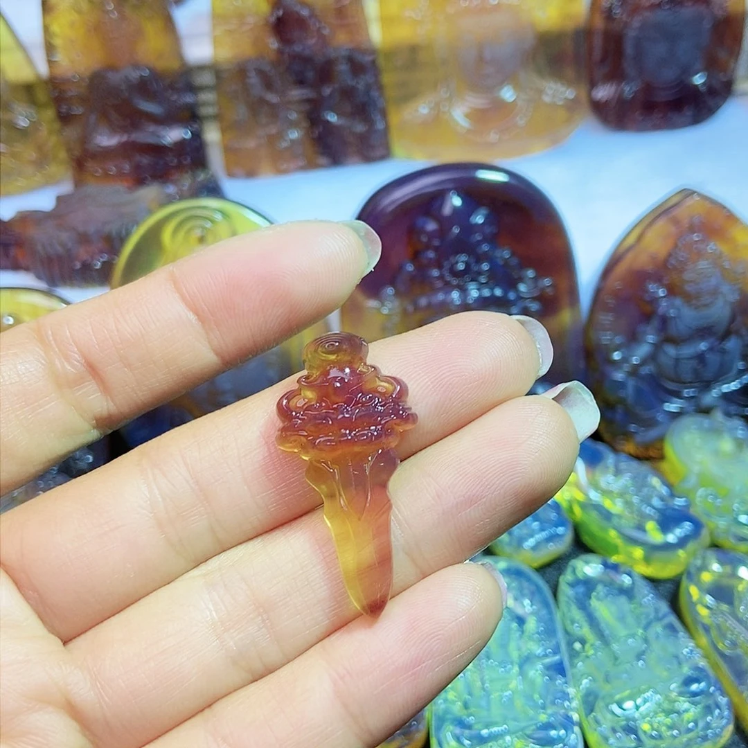 琥珀颈饰未镶嵌琥珀