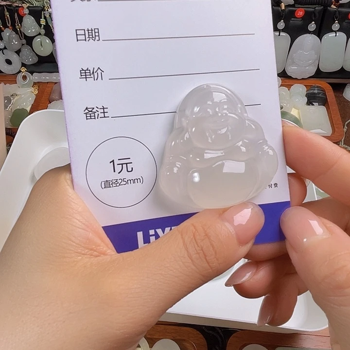 石英质玉未镶嵌颈饰
