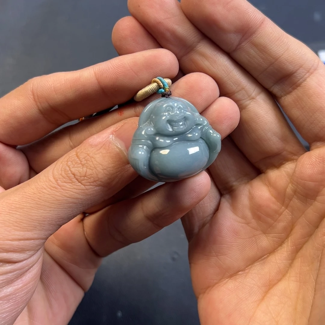 颈饰未镶嵌翡翠多样性