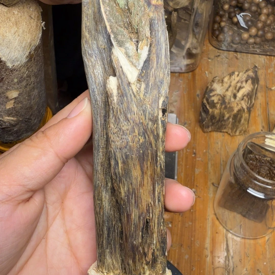 沉香块料沉香块料