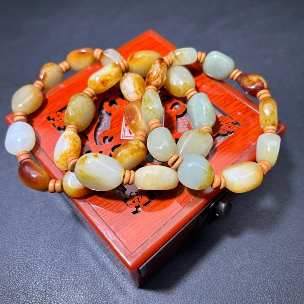 新疆和田玉手串 保真和田玉 一物一证支持复检 拍一发一多样性发