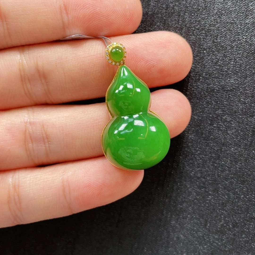 吊坠(赠链)18K金镶嵌和田玉