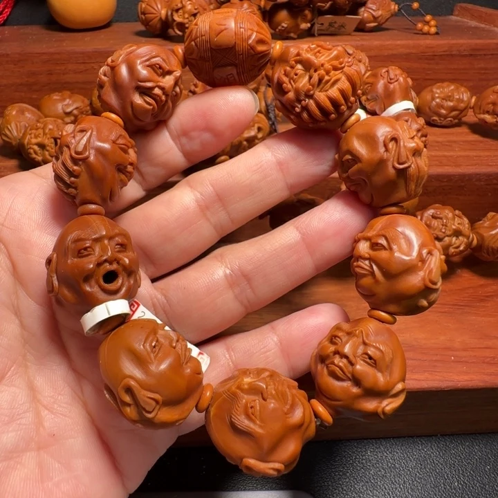 向***！手串橄榄核须派罗汉