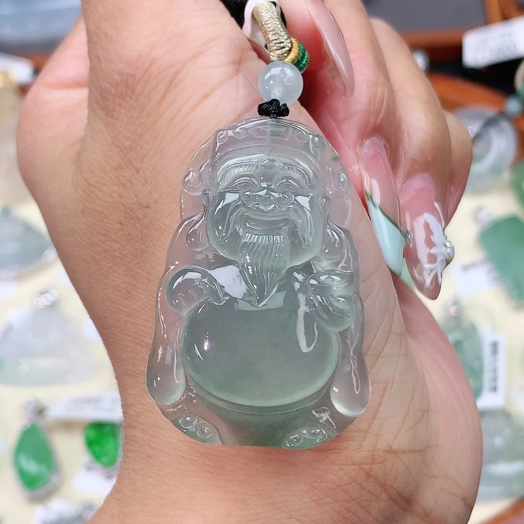 翡翠未镶嵌颈饰财神爷