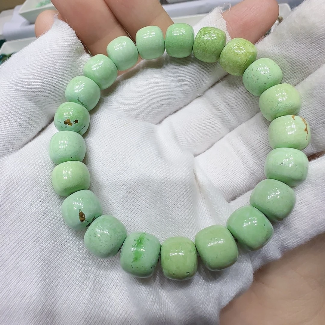 未镶嵌绿松石原矿绿松石