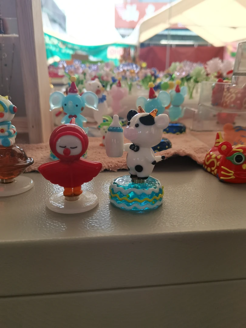 琉璃旋转奶牛一个小红帽