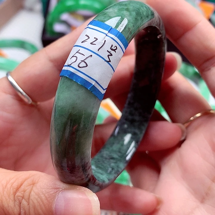 翡翠未镶嵌手镯翡翠