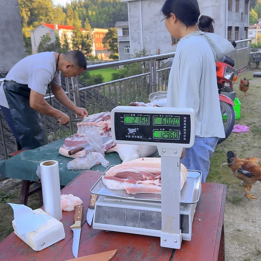 农村熟食土猪中国大陆食用农产品五花肉