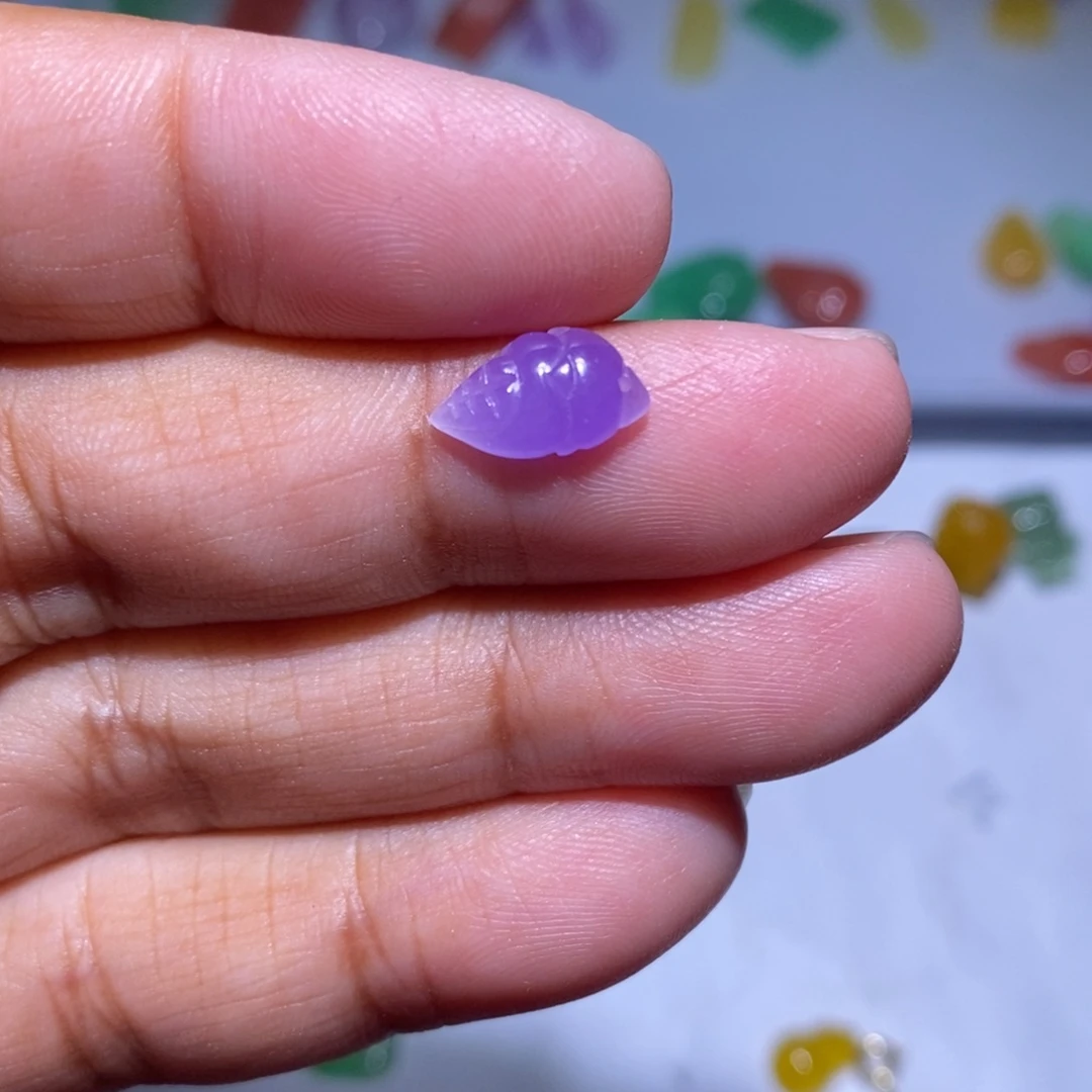 颈饰未镶嵌翡翠六***中